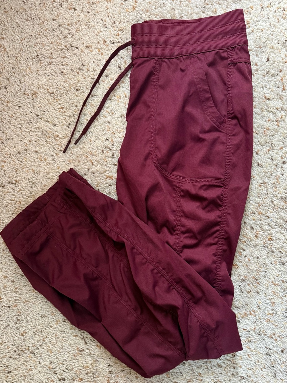 NWOT The North Face Women's Red Aphrodite 2.0 Hiking Pants with Drawstring Waist - Picture 3 of 3